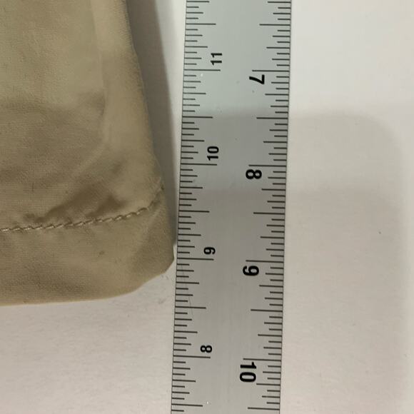 Gill 4 NEW Womens UV Tec Sailing Shorts Khaki 9" Inseam Outdoor Travel Active - Picture 7 of 9